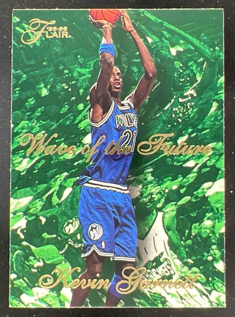 1995-96 Fleer Flair Wave of the Future #3 Kevin Garnett RC