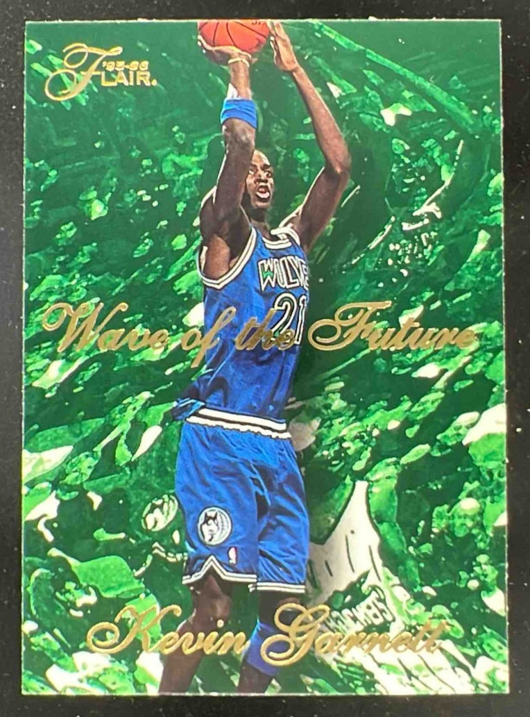 1995-96 Fleer Flair Wave of the Future #3 Kevin Garnett RC