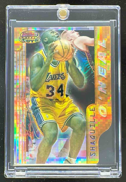 1996-97 Bowman 's Best Cuts Atomic Refractors #BC7 Shaquille O'Neal